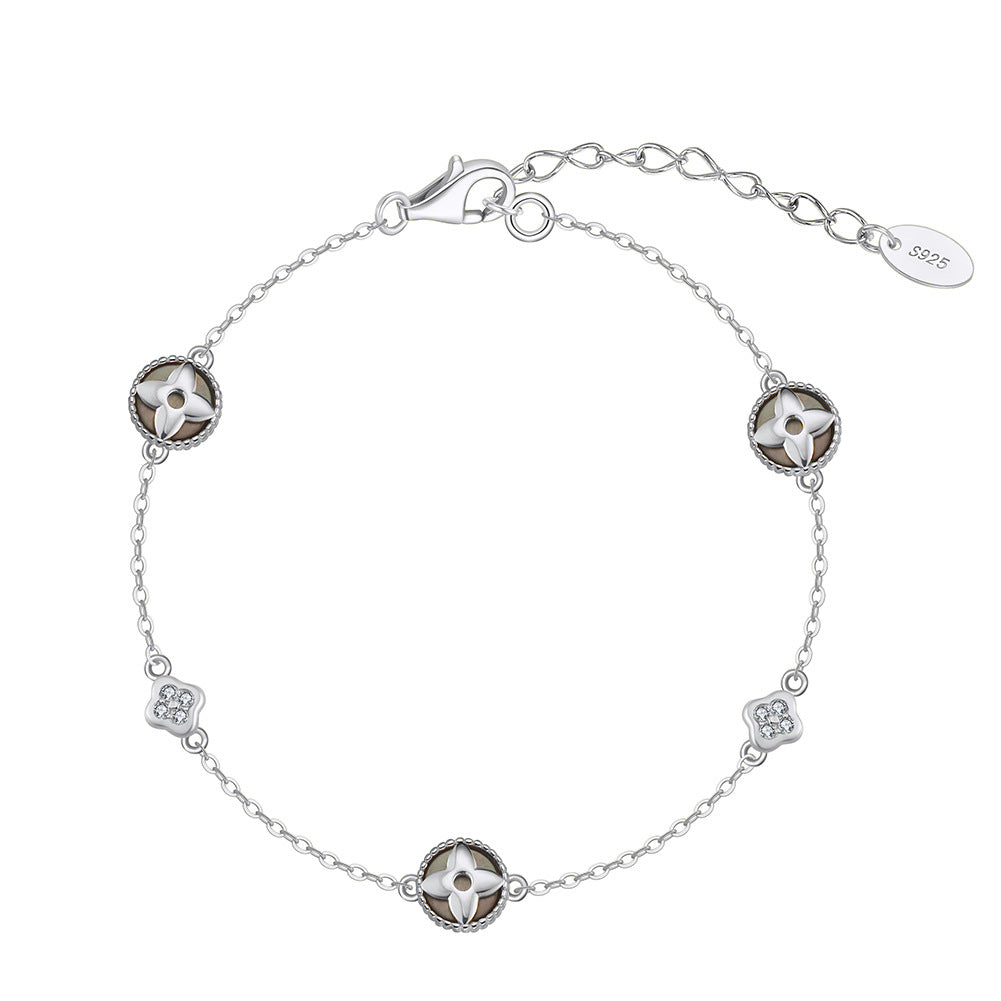 Midnight Bloom – Black Shell & CZ Vermeil Bracelet