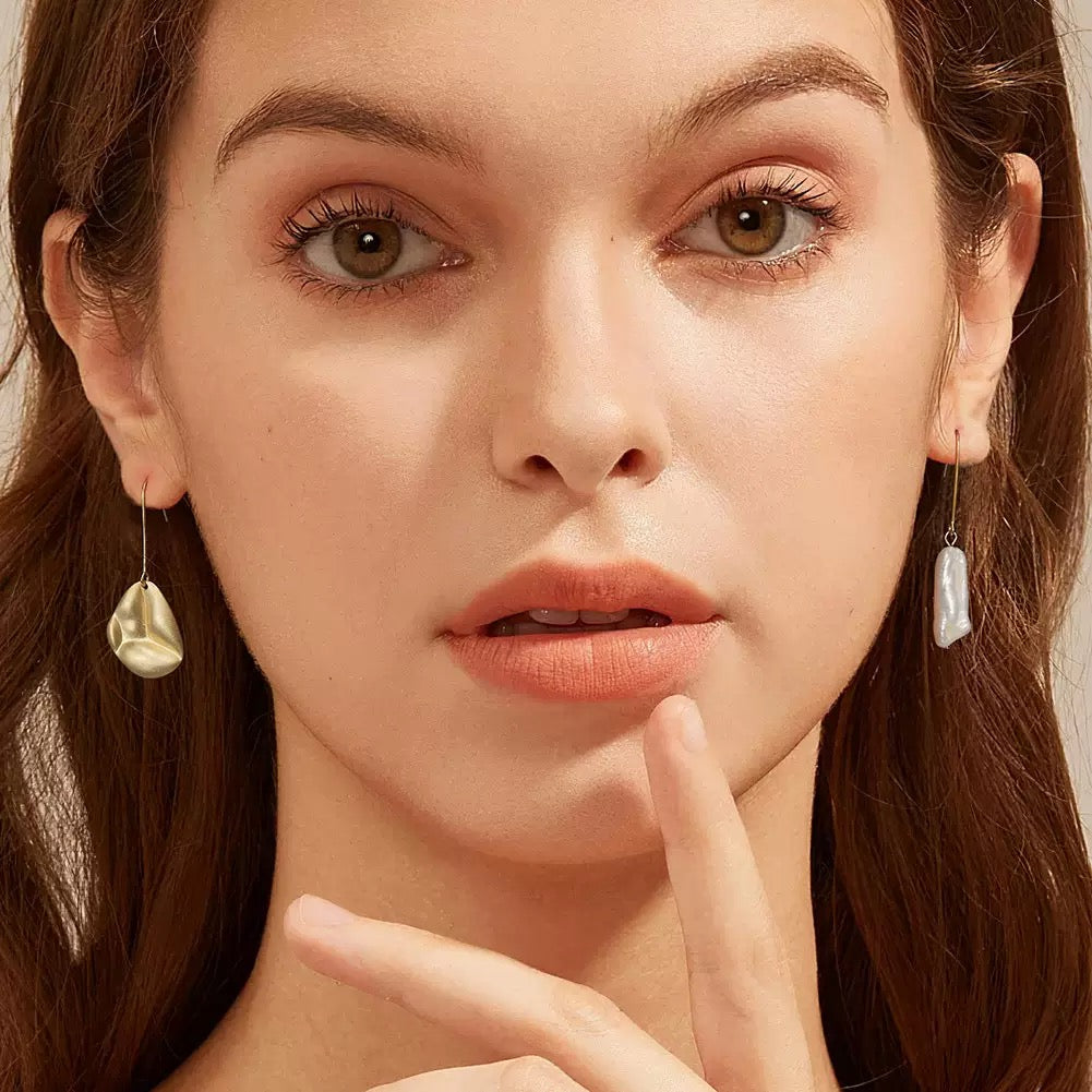 Golden Flow – Freshwater Pearl & Vermeil Silver Earrings