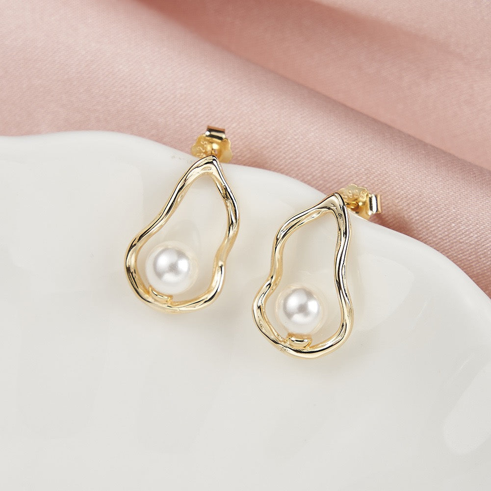 Wave Arc – Freshwater Pearl Vermeil Drop Earrings