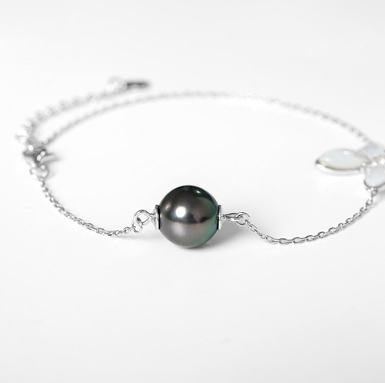 Ocean Whisper – Seawater Pearl & Butterfly Charm Bracelet