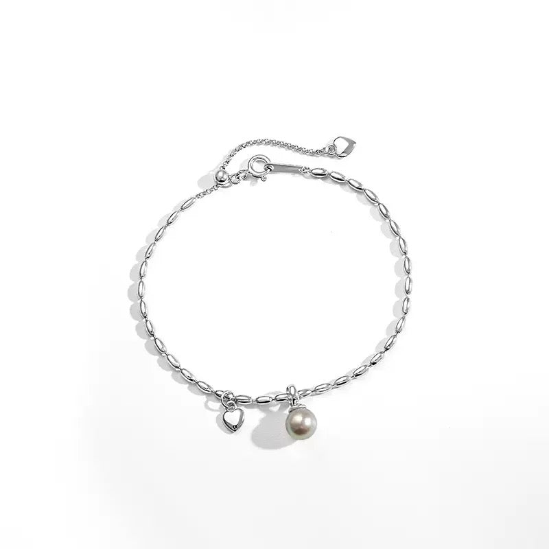 Lover’s Pearl – Heart Charm Bracelet