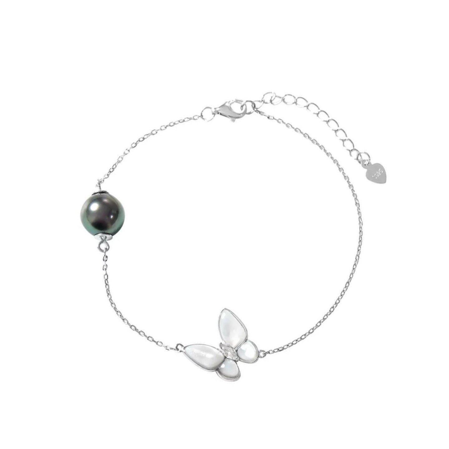 Ocean Whisper – Seawater Pearl & Butterfly Charm Bracelet