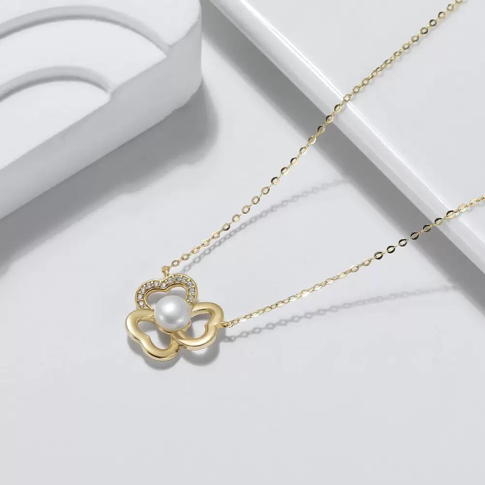 Lucky Bloom – Freshwater Pearl & CZ Four-Petal Necklace