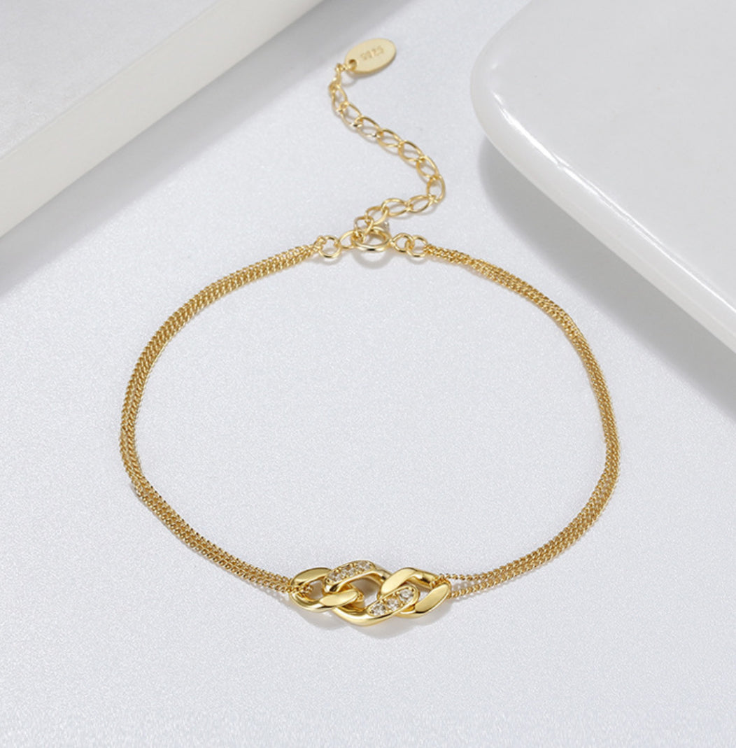 Linked Grace – Vermeil & CZ Bracelet