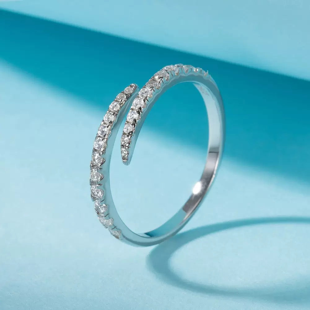 Radiant Curve – Sterling Silver Zircon Open Band Ring