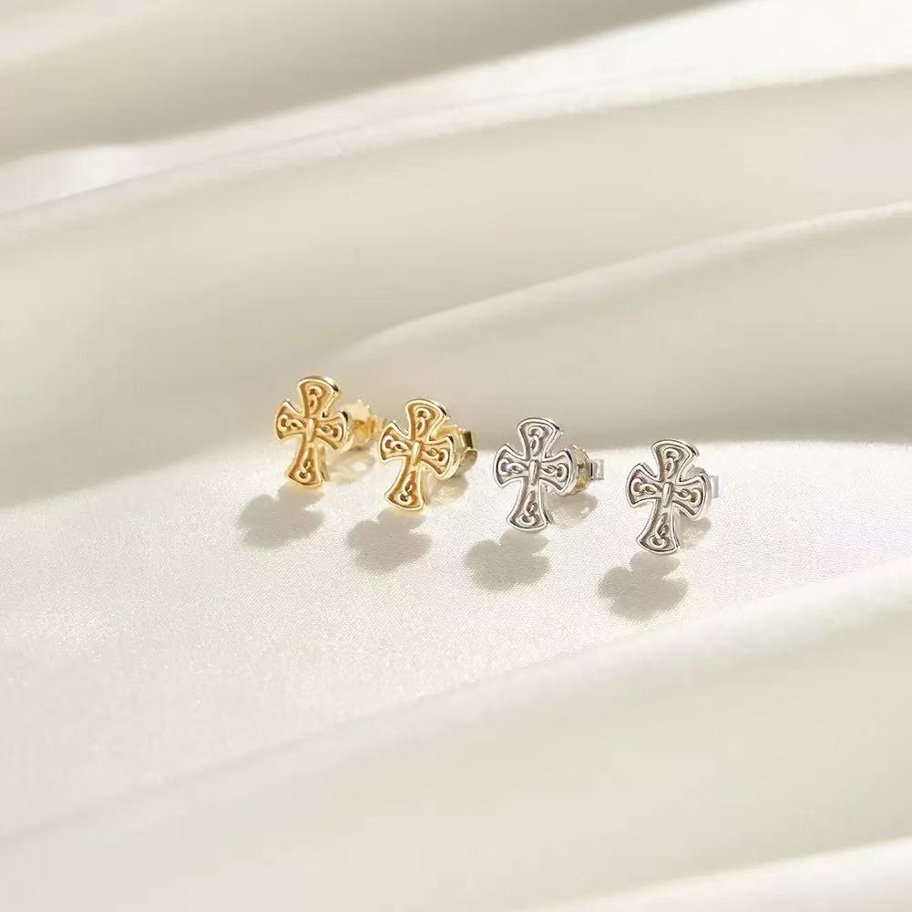 Vintage Cross Stud Earrings – Sterling Silver or Gold Plated