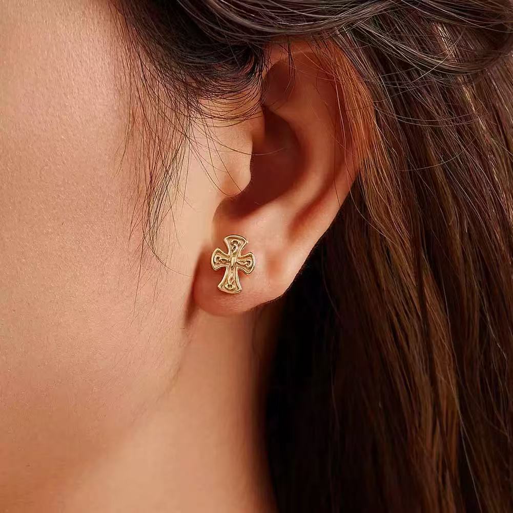 Vintage Cross Stud Earrings – Sterling Silver or Gold Plated