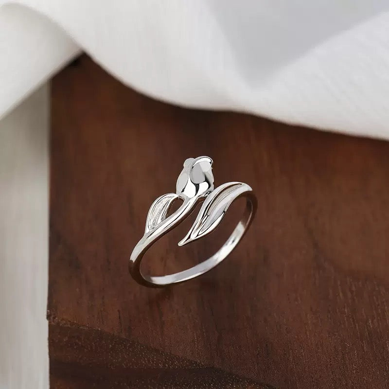 Tulip Serenity – Sterling Silver Adjustable Tulip Rings Jewelry