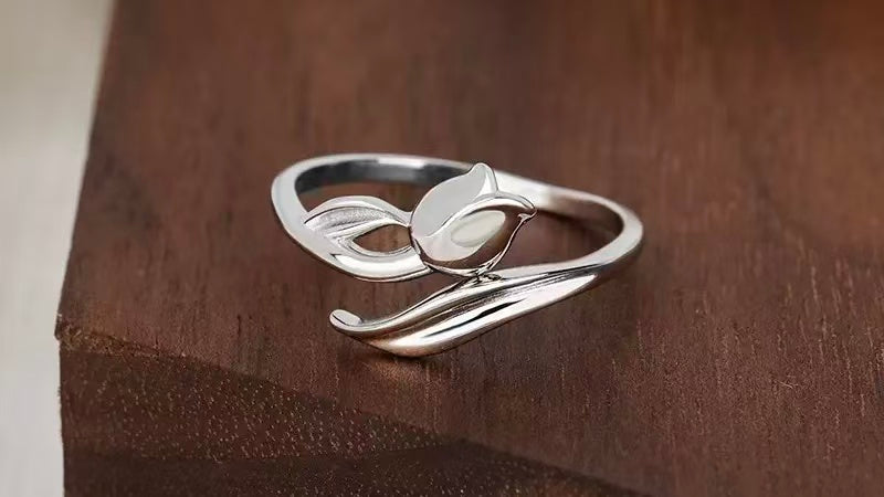 Tulip Serenity sterling silver adjustable tulip rings jewelry blog cover