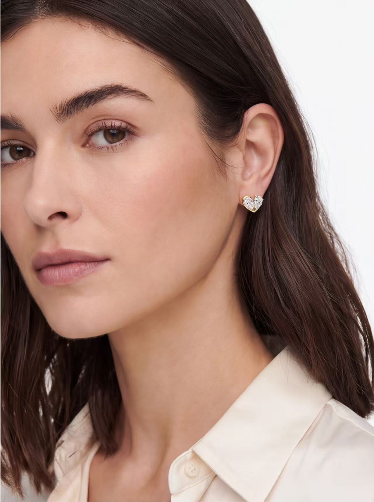 Twin Heart Moissanite Stud Earrings