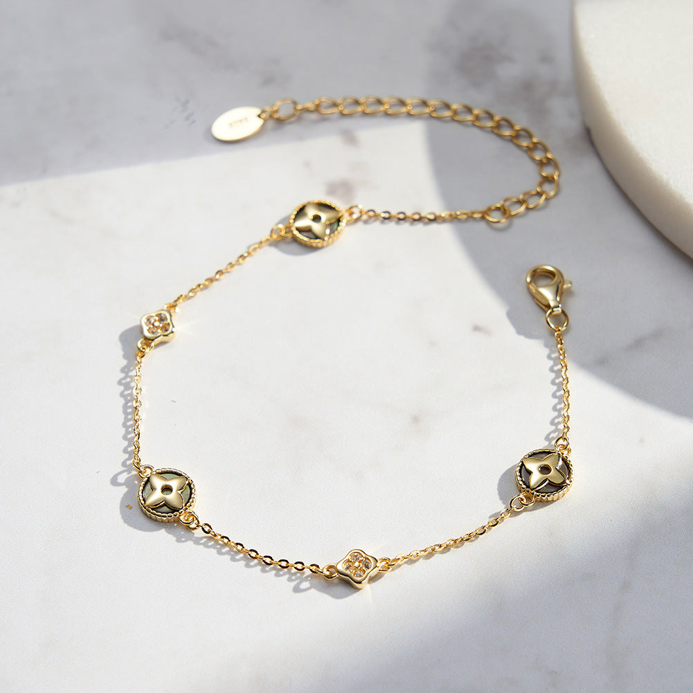 Midnight Bloom – Black Shell & CZ Vermeil Bracelet