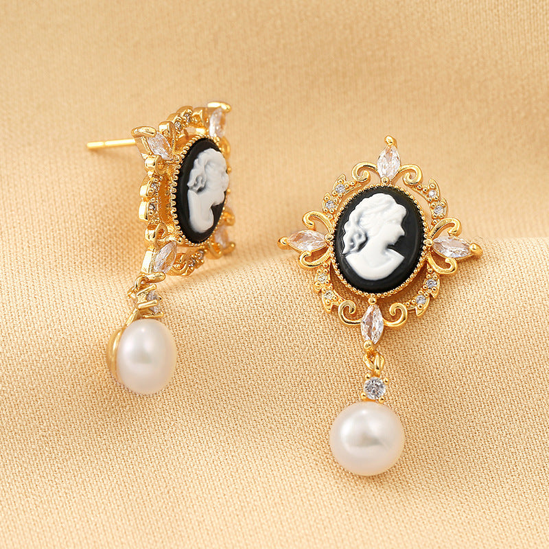 Regency Grace – Cameo & Pearl Drop Earrings