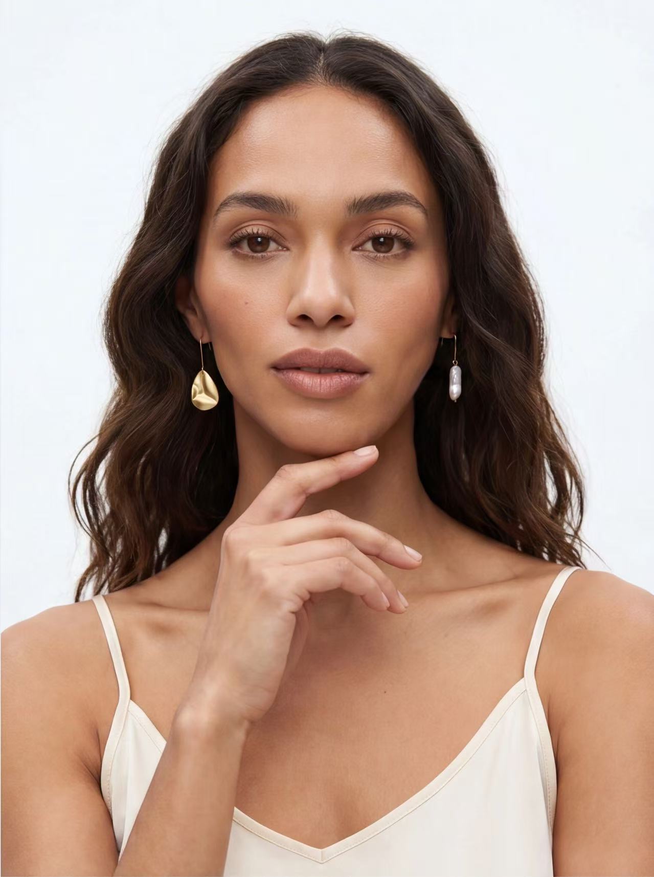 Flow Pearl Line Drop Earrings product photo by Starlight