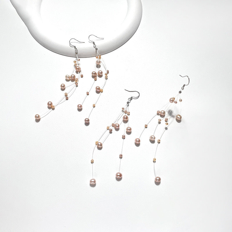 LINEAR EARRINGS PEARL