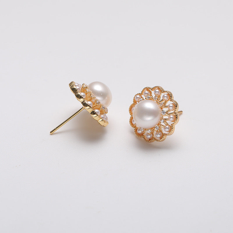 ROMANTIC STYLE STUD EARRINGS PEARL