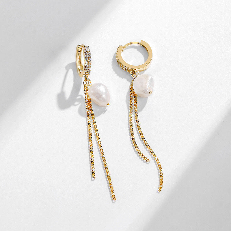 CHAIN EARRING PEARL