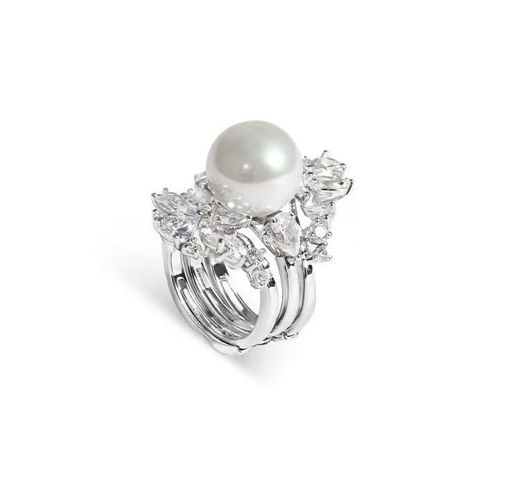 Lustrous Crown – Multi-Band Pearl Bloom Ring