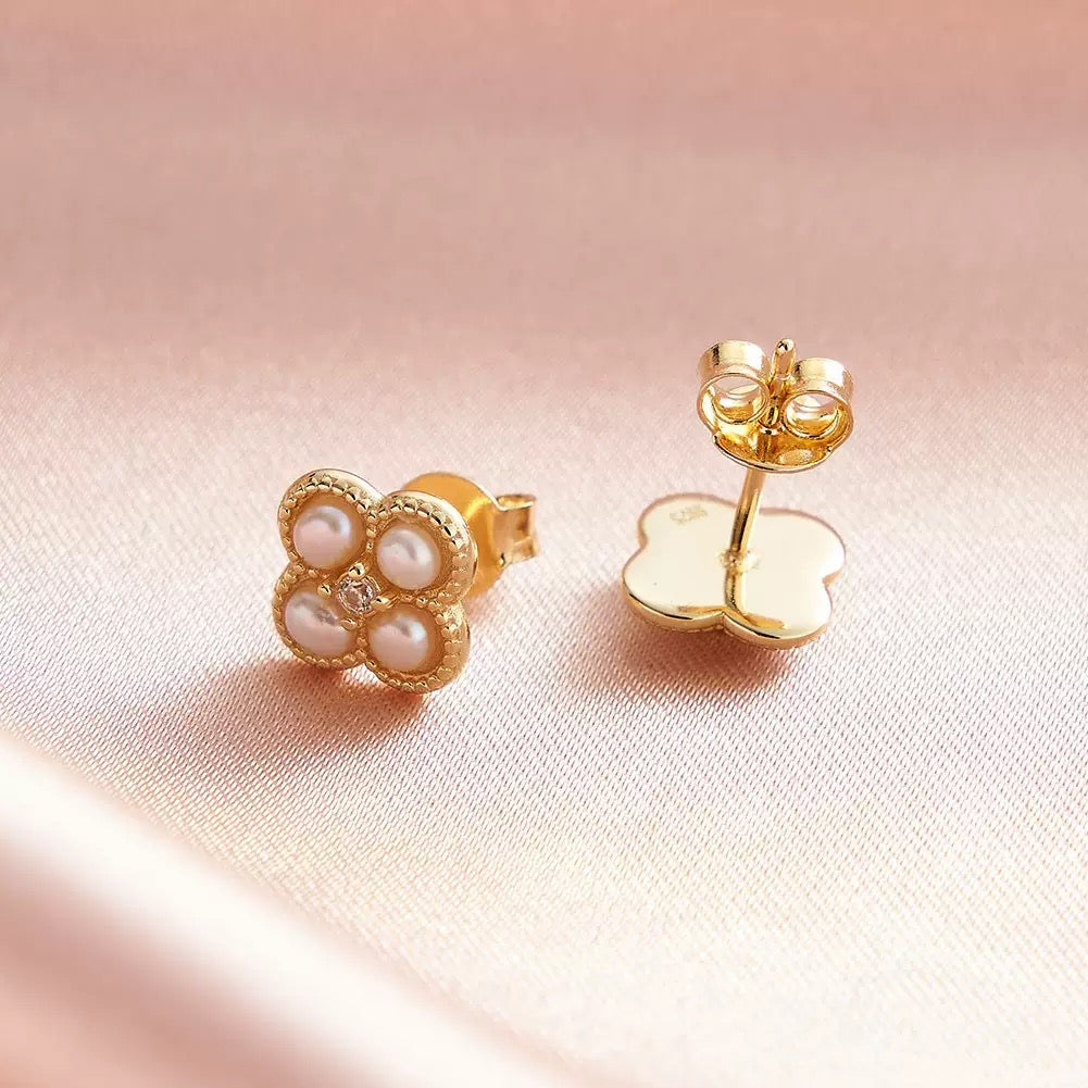 Lucky Bloom – Freshwater Pearl & CZ Vermeil Stud Earrings