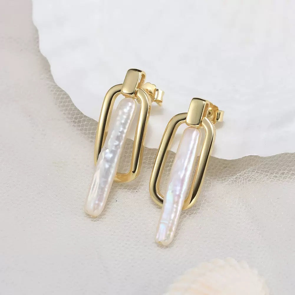 Modern Drop – Freshwater Stick Pearl & Vermeil Dangle Earrings