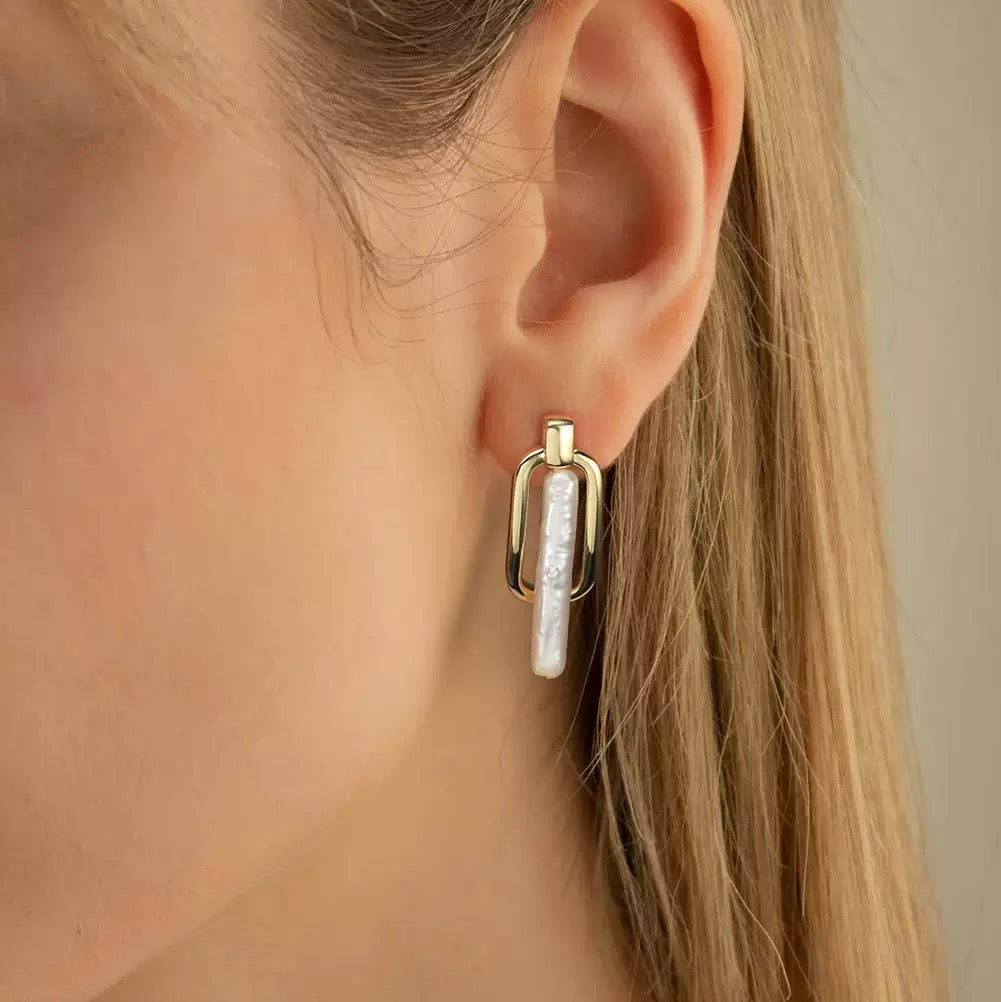 Modern Drop – Freshwater Stick Pearl & Vermeil Dangle Earrings