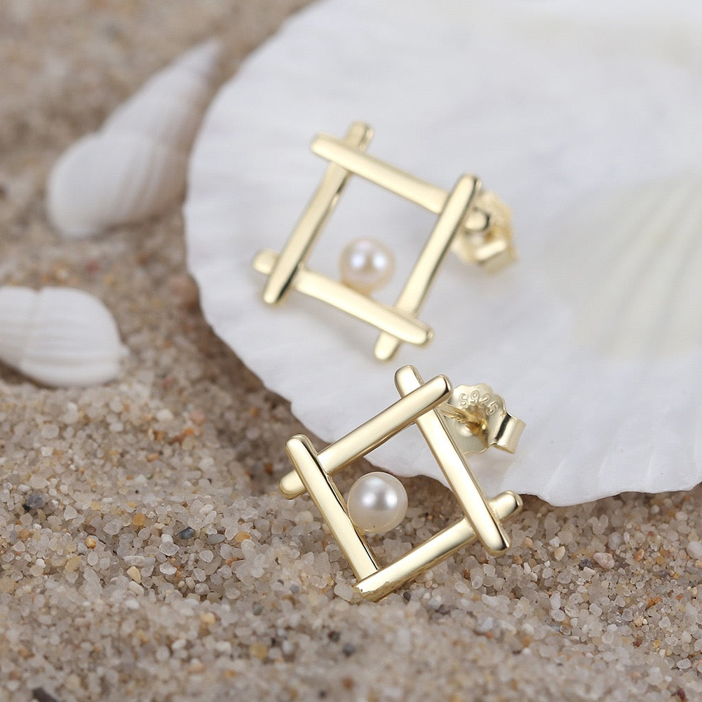 Geometric Grace – Freshwater Pearl & Vermeil Frame Stud Earrings