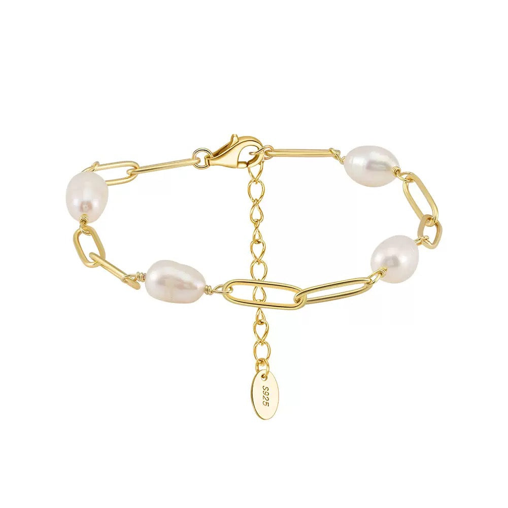 Linear Pearl – Freshwater Pearl & Gold Link Vermeil Bracelet