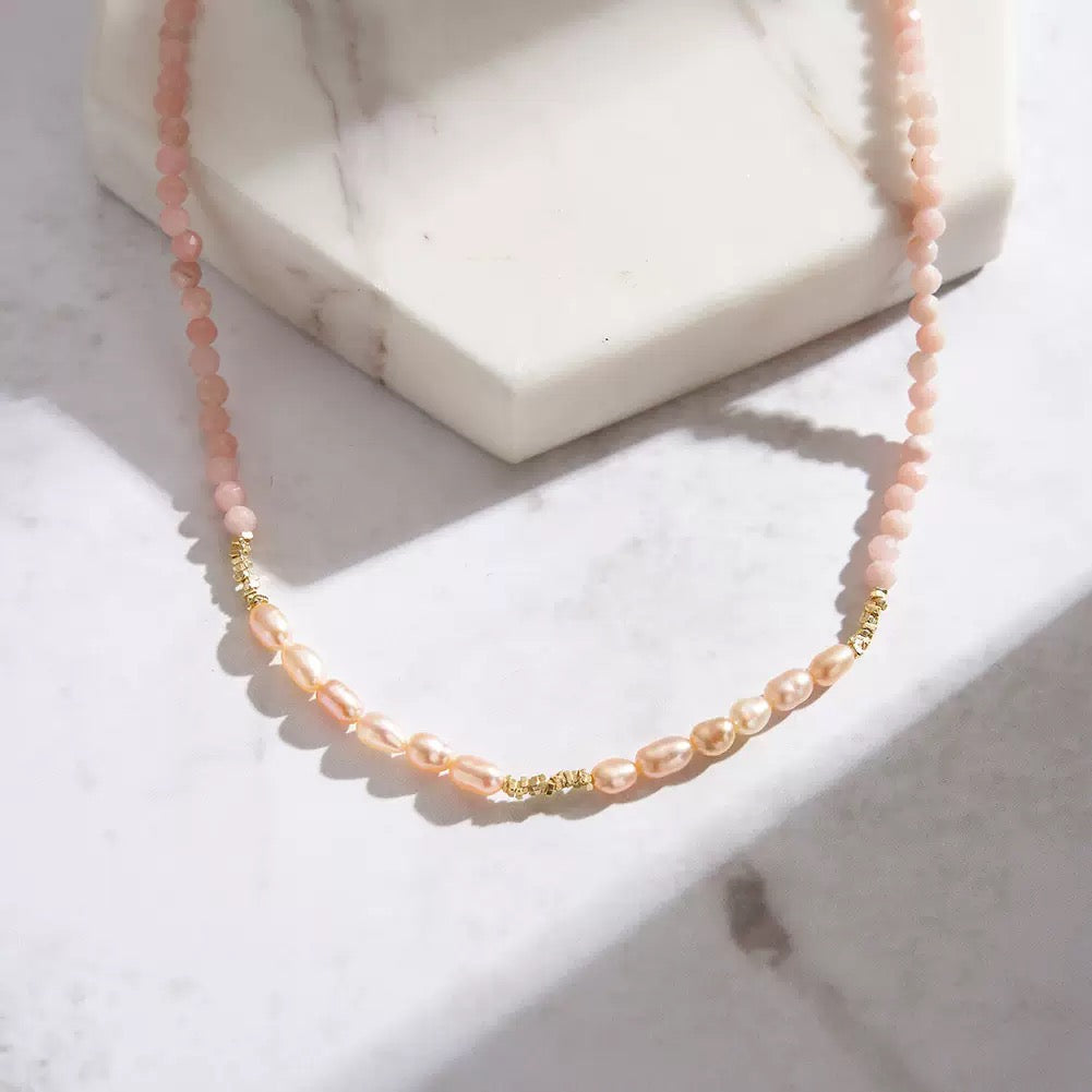 Blush Aura – Freshwater Pearl & Rose Quartz Necklace | Energy Stone Series