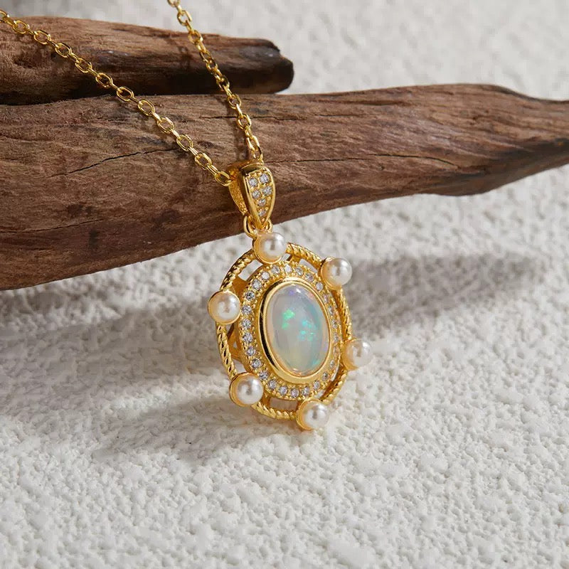 Celestial Glow – Opal & Pearl Halo Necklace