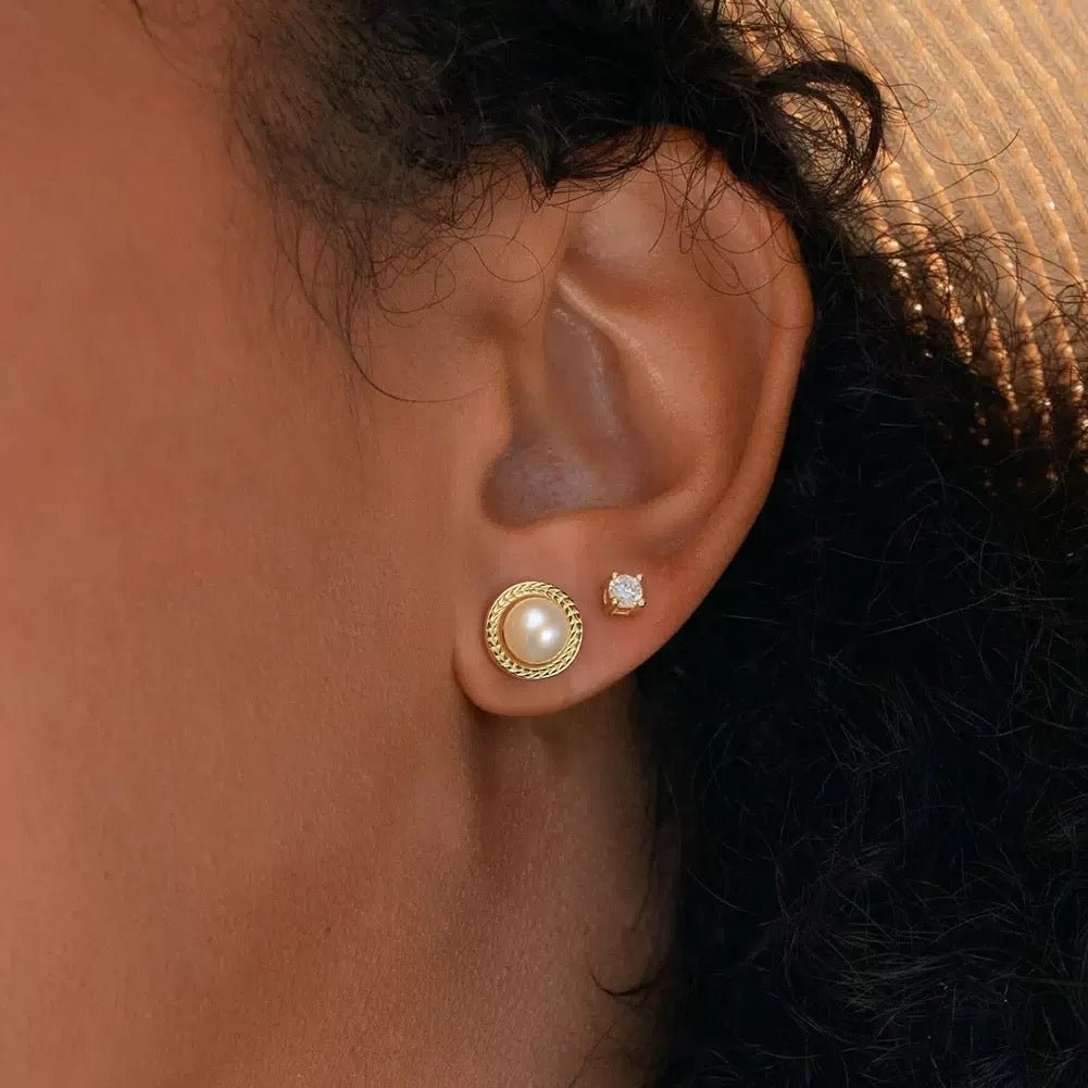 Vintage Halo – Freshwater Pearl & Vermeil Stud Earrings
