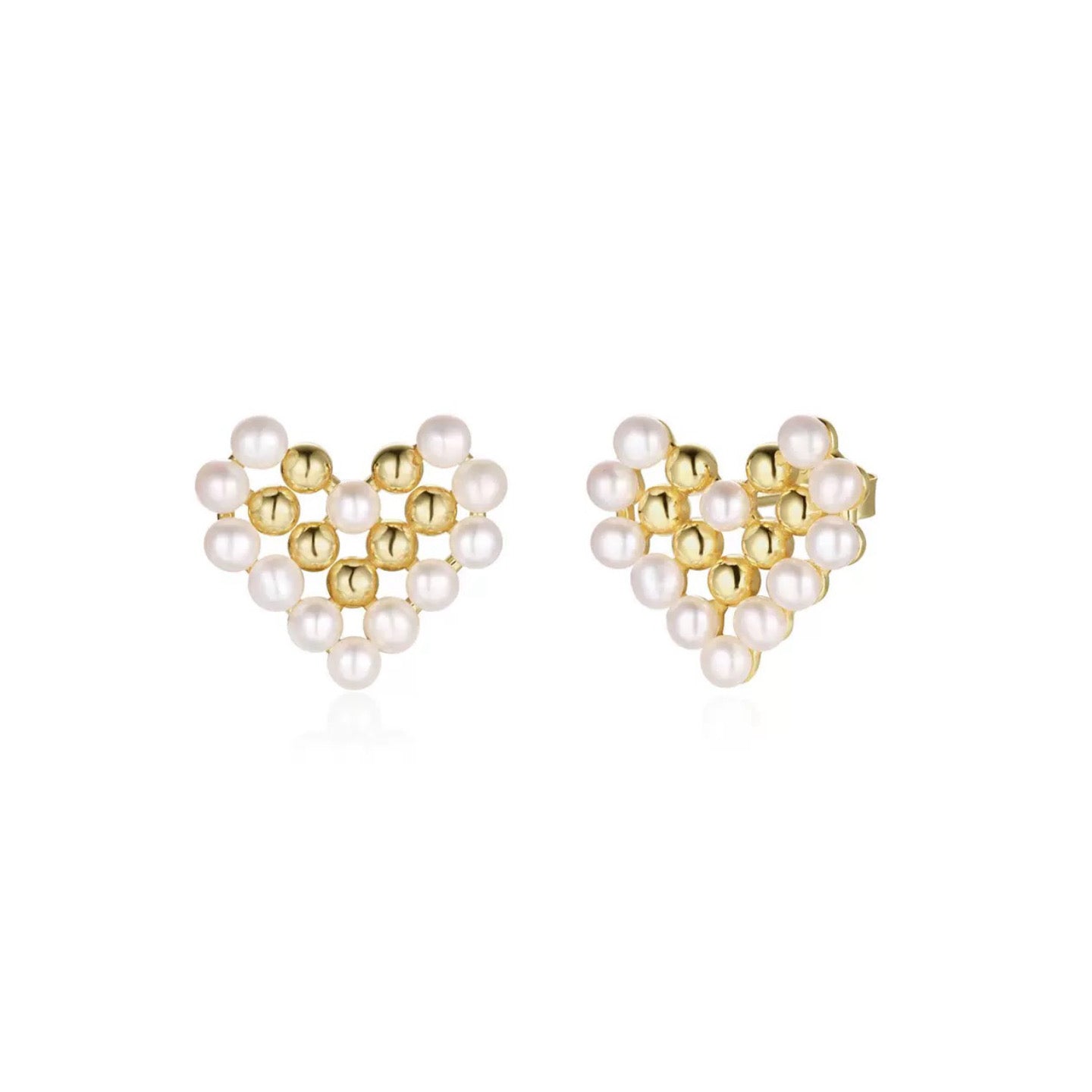 Pearl Cluster – Heart-Shaped Freshwater Pearl Stud Earrings
