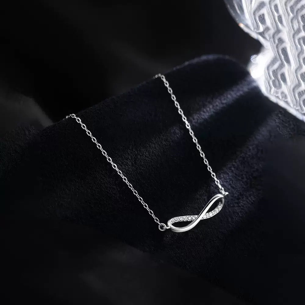 Eternal Glow – Sterling Silver Infinity Symbol Pendant Necklace