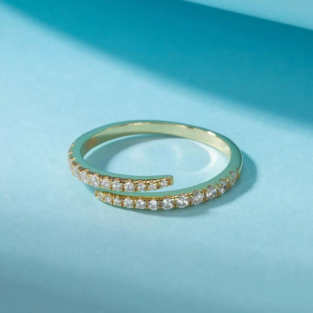 Radiant Curve – Sterling Silver Zircon Open Band Ring