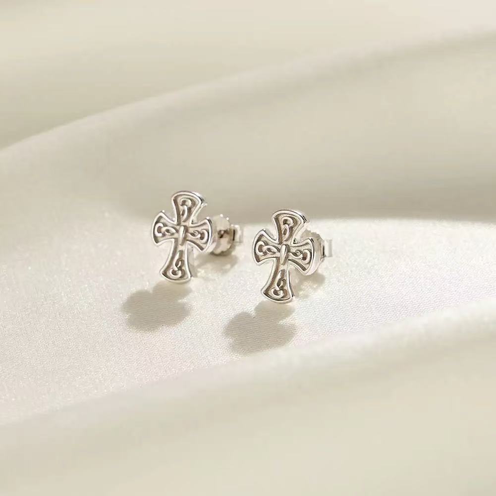 Vintage Cross Stud Earrings – Sterling Silver or Gold Plated