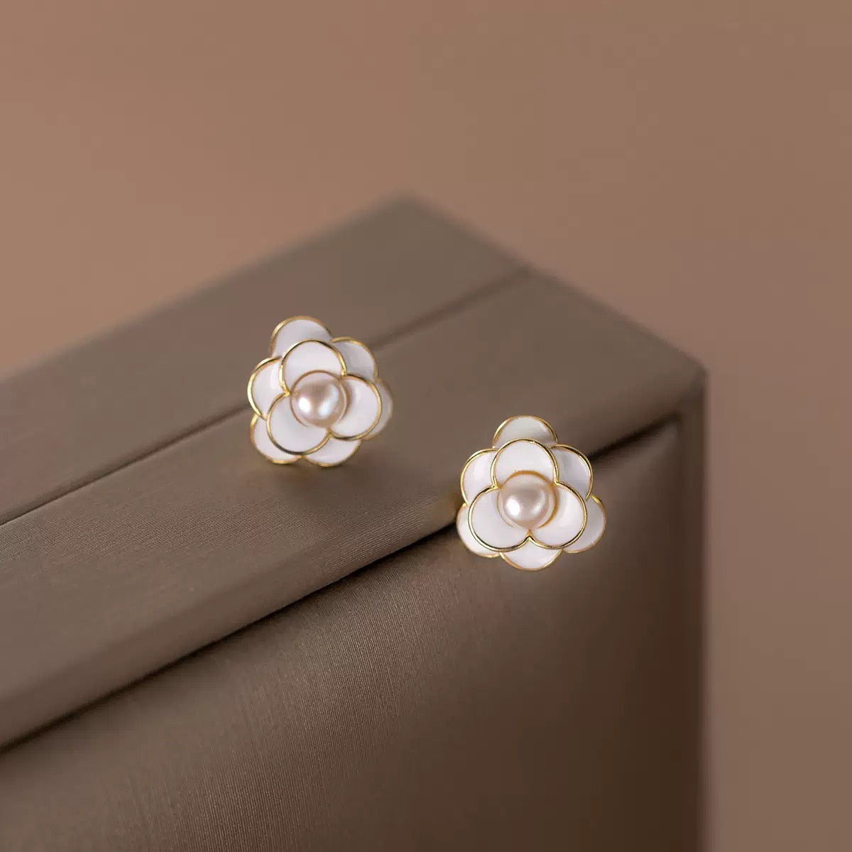 Camellia Bloom – Freshwater Pearl & S925 Silver Stud Earrings