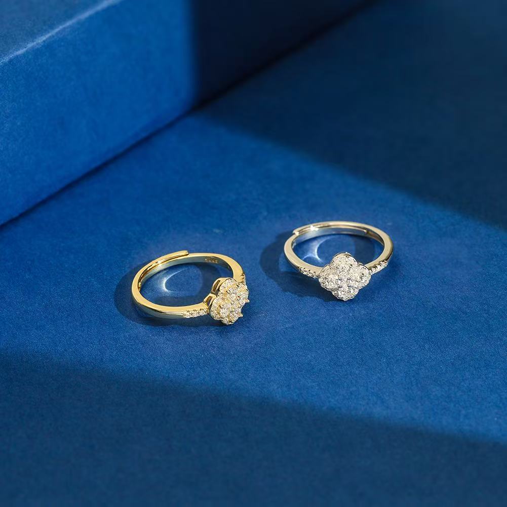 Floral Radiance – Gold & Silver Sterling Silver Cubic Zirconia Cluster Ring