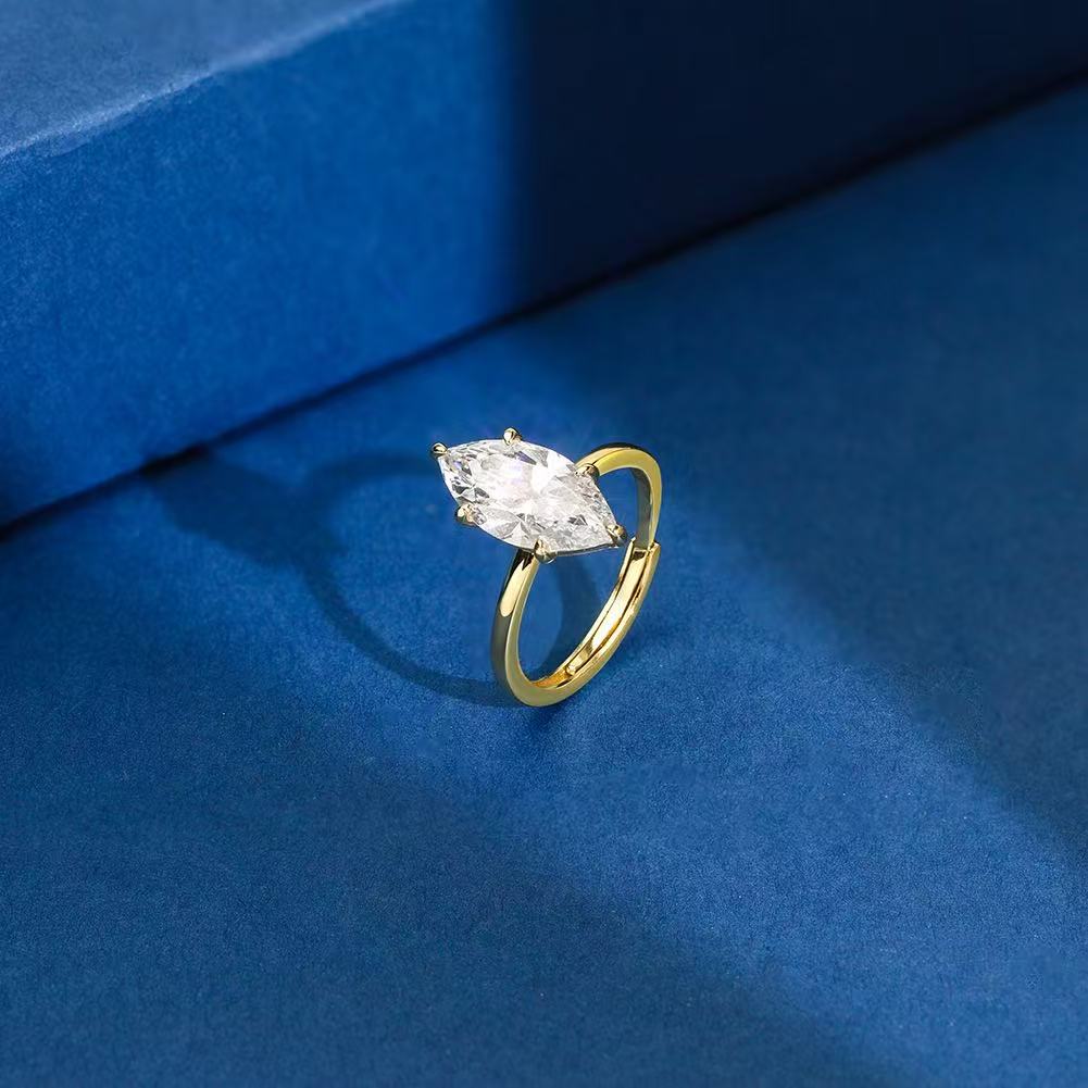 Marquise Elegance – Sparkling Zircon & Sterling Silver Ring (Gold & Silver Options)