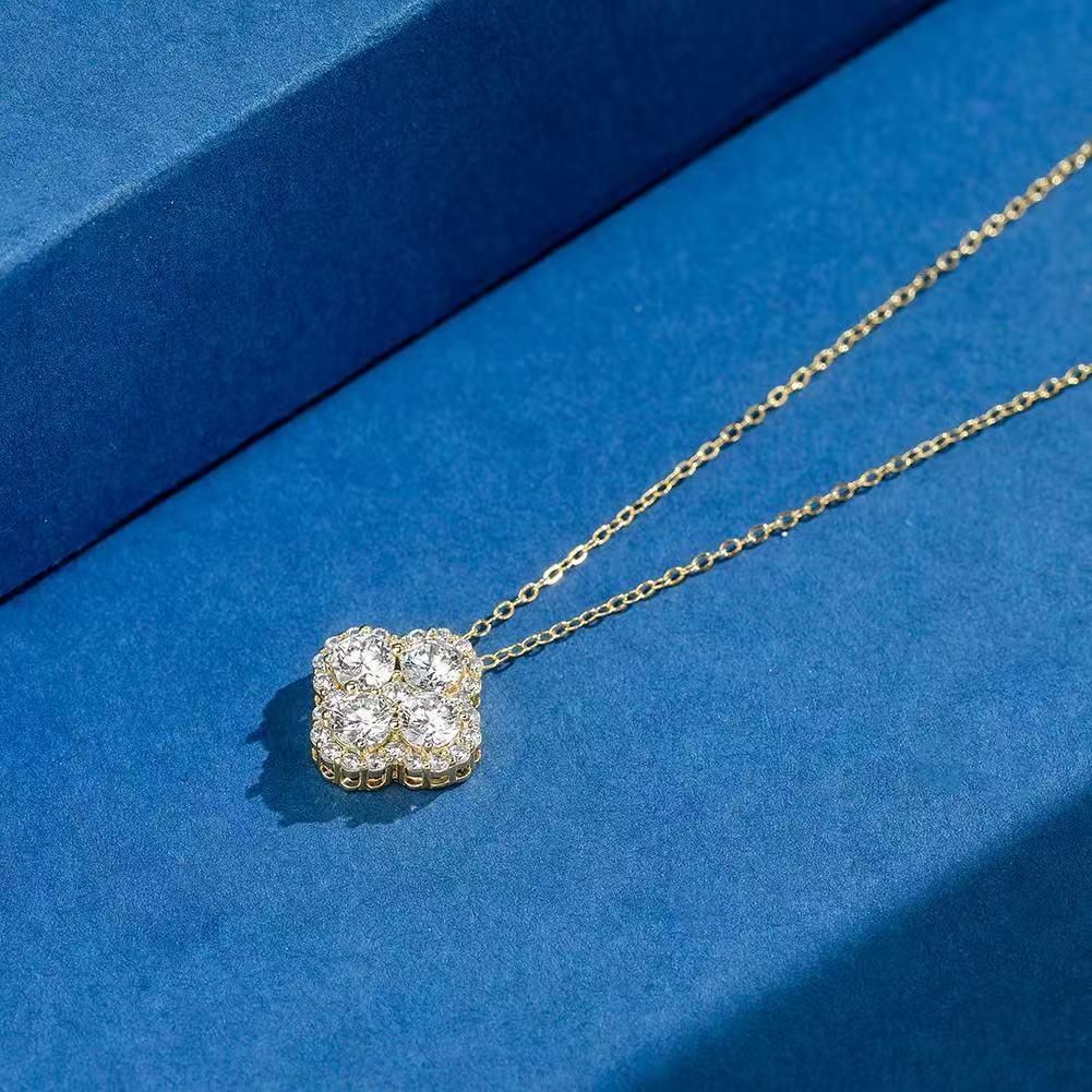 Floral Brilliance – Gold-Plated Sterling Silver & Cubic Zirconia Pendant Necklace