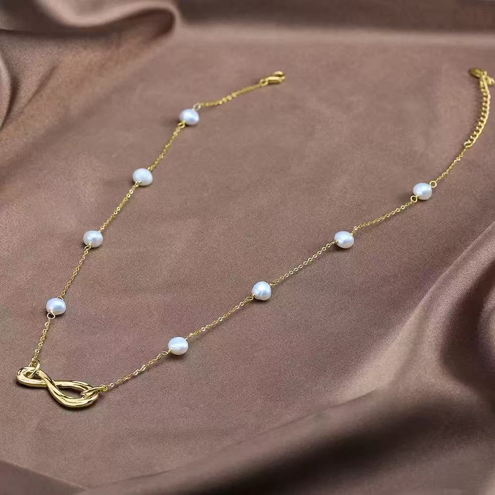 Eternal Link – Freshwater Pearl & Gold Vermeil Infinity Necklace
