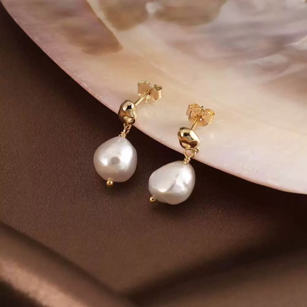 Pure Harmony – Freshwater Pearl & Gold Vermeil Drop Earrings