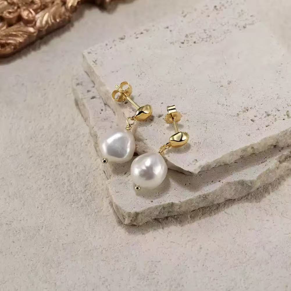 Pure Harmony – Freshwater Pearl & Gold Vermeil Drop Earrings