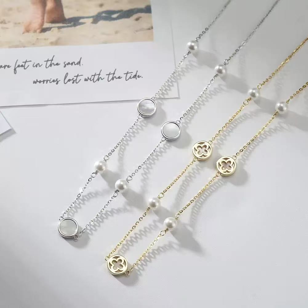 Four-Leaf Clover Mother of Pearl & Freshwater Pearl Necklace