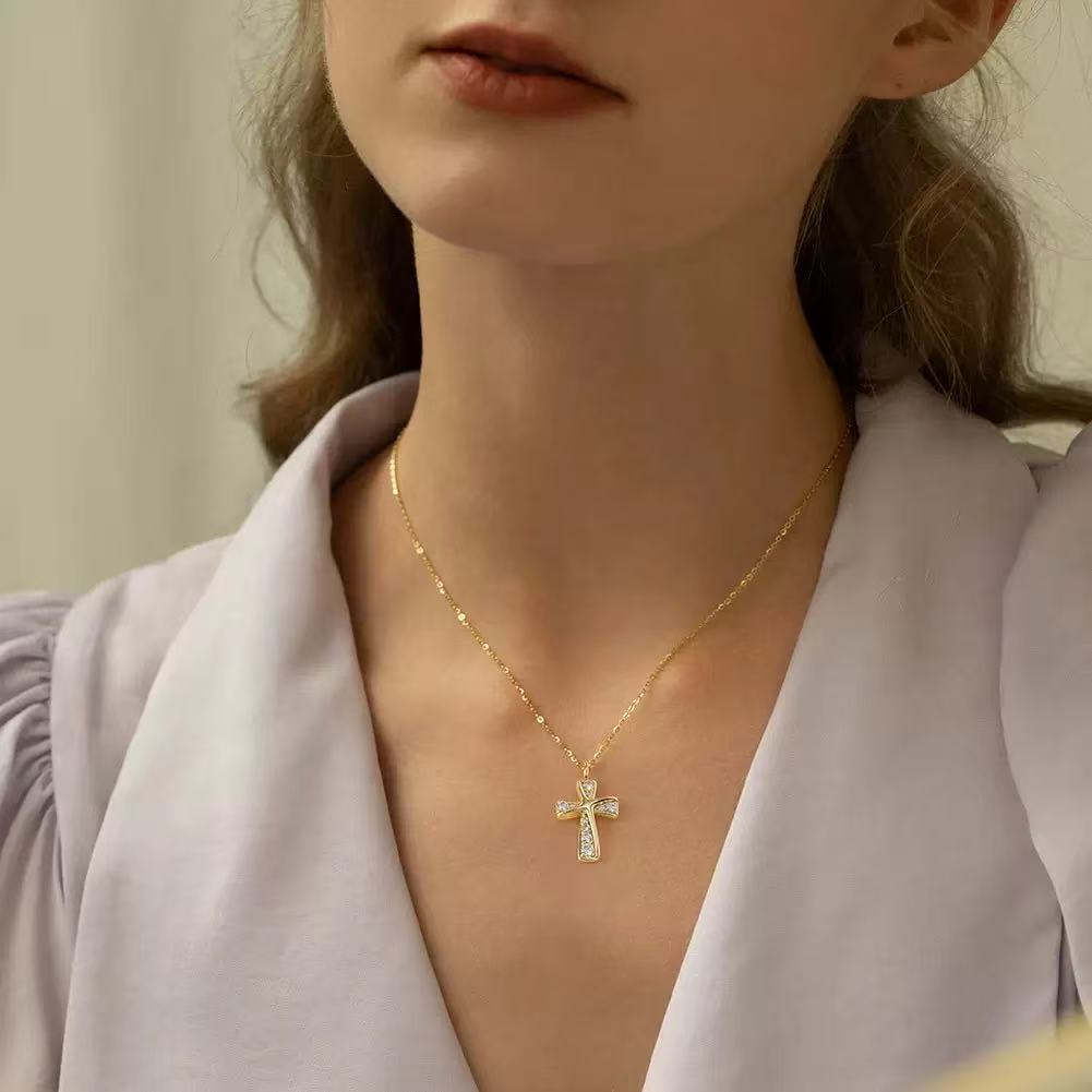 Cross Sparkle Pendant Necklace – Sterling Silver or Gold Plated