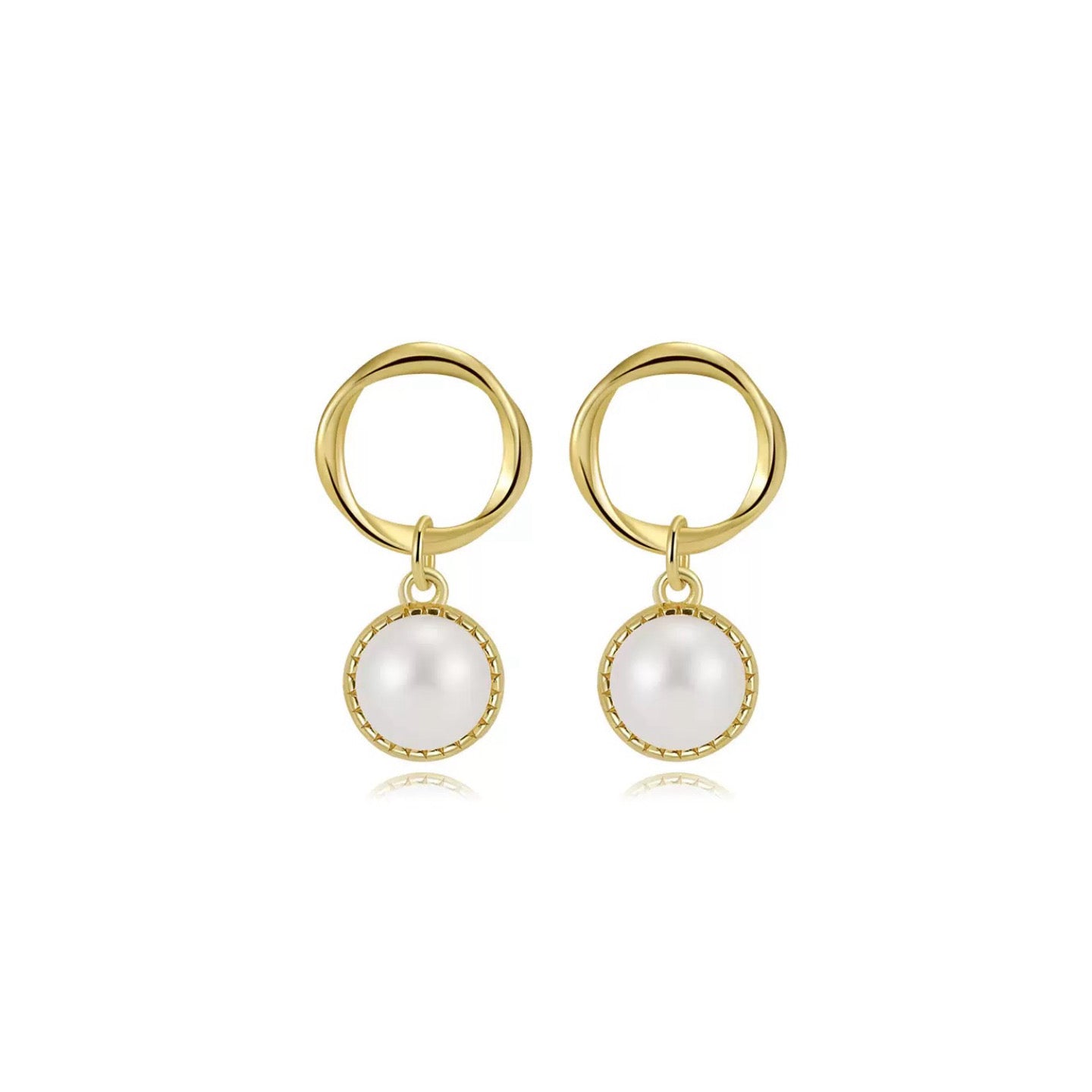 Elegant Luxe Circle Pearl Drop Earrings