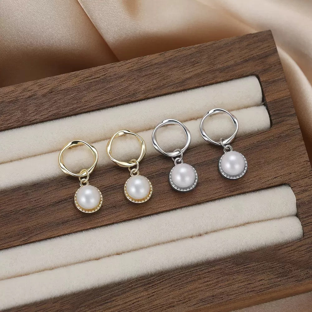 Elegant Luxe Circle Pearl Drop Earrings