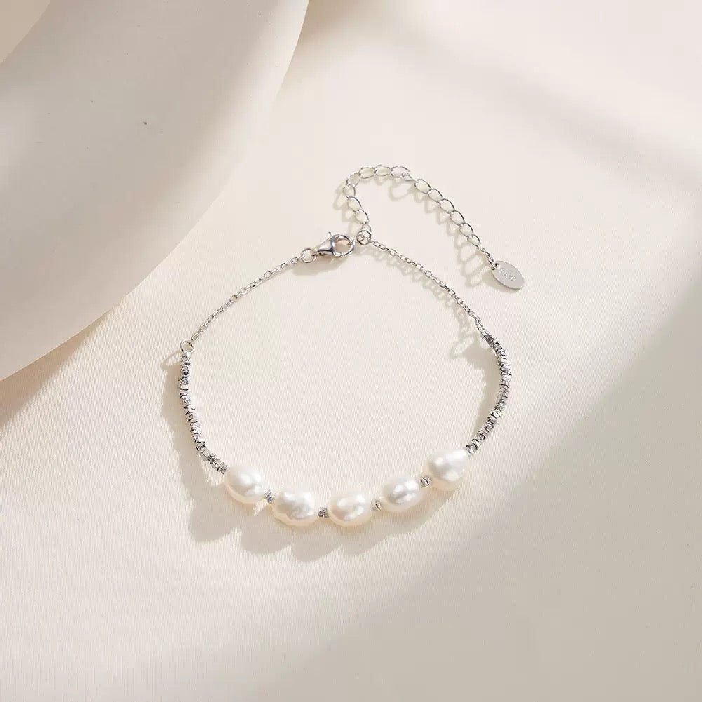 Golden Thread – Freshwater Pearl Vermeil Bracelet