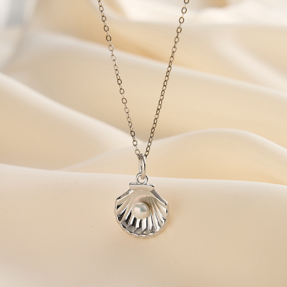 Seashell Baroque Pearl Necklace – 925 Sterling Silver Gold-Plated