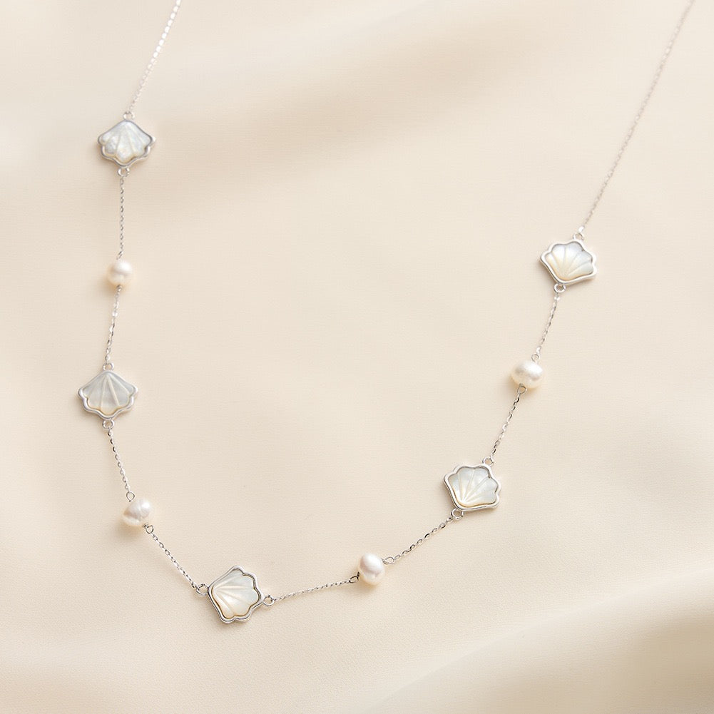 Shell Mother-of-Pearl & Freshwater Pearl Station Necklace