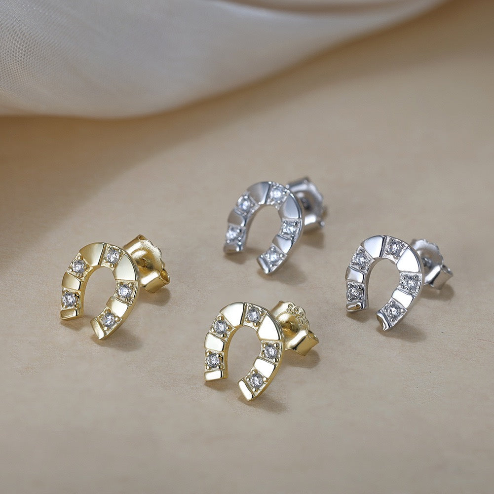 Eternal Chic – Horseshoe Diamond Stud Earrings