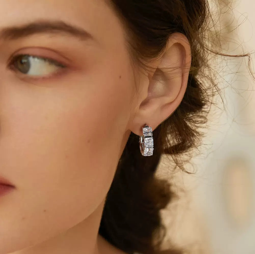 Radiant Cube Hoop Earrings – 925 Sterling Silver