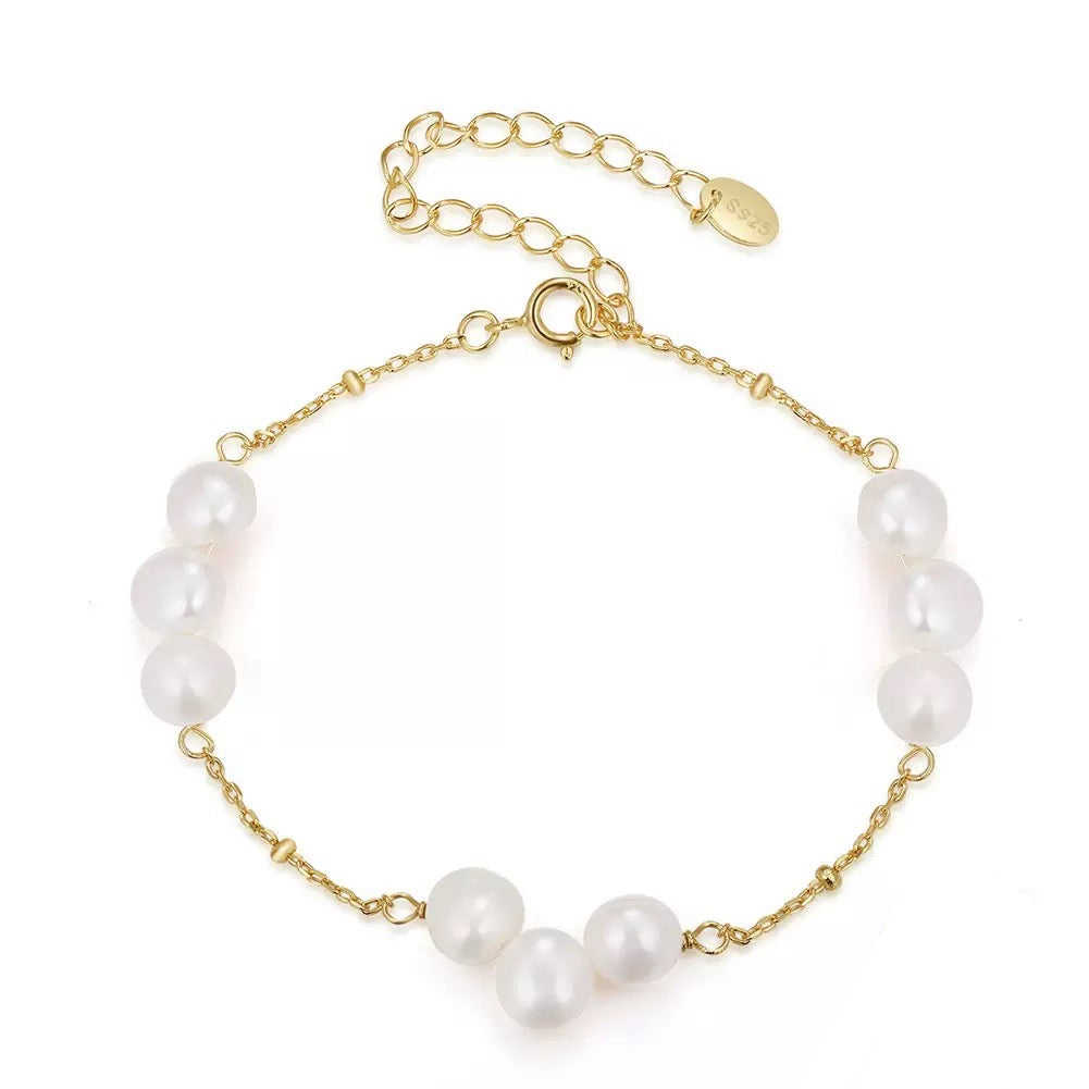 Stellar Drift – Freshwater Pearl Vermeil Bracelet